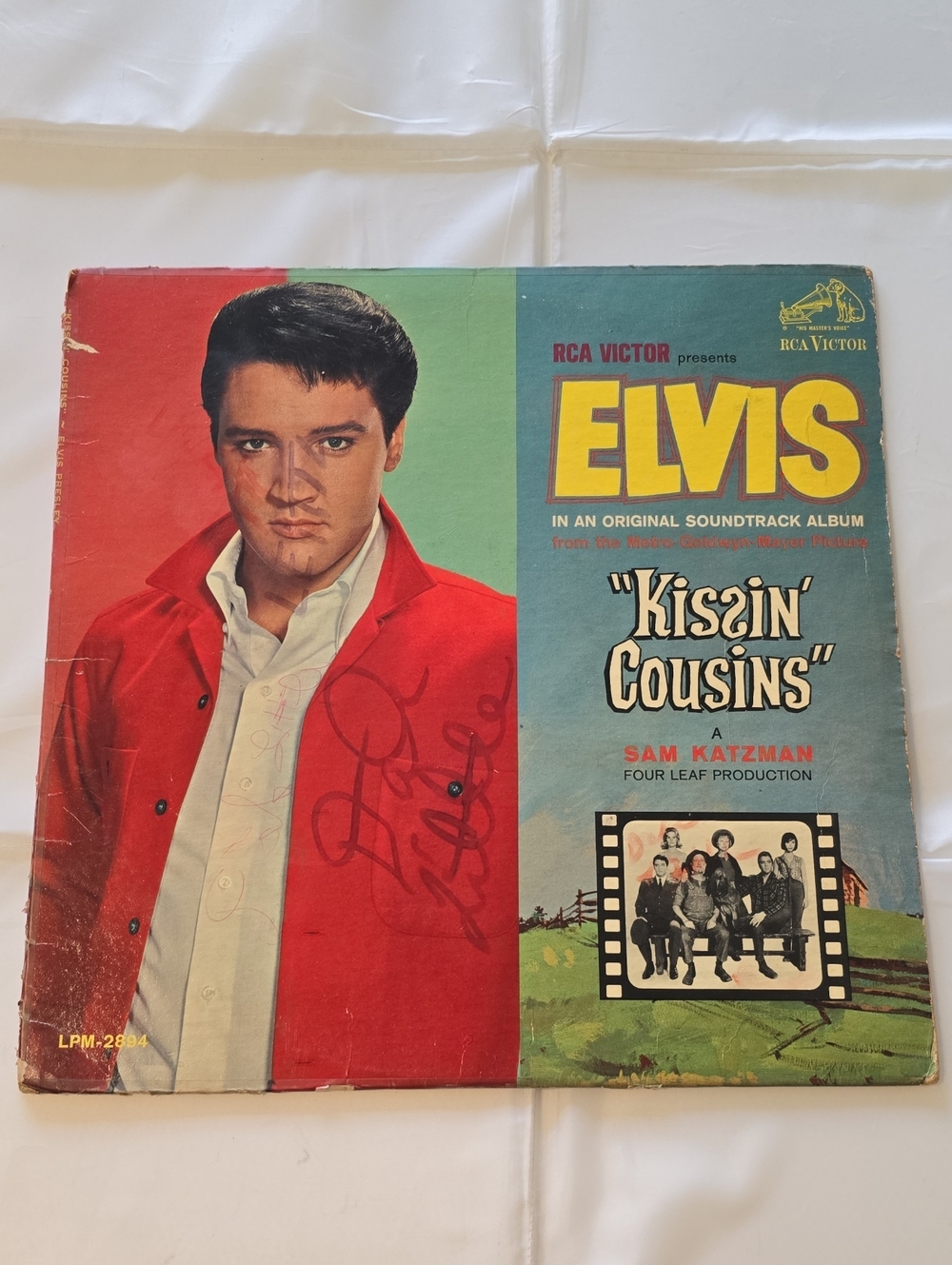 Vintage Elvis Presley Kissin' Cousins LP RCA Victor LPM-2894 Mono Original 1964